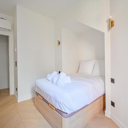 Sumptuous & Serene Parisian Flat Екстер'єр фото