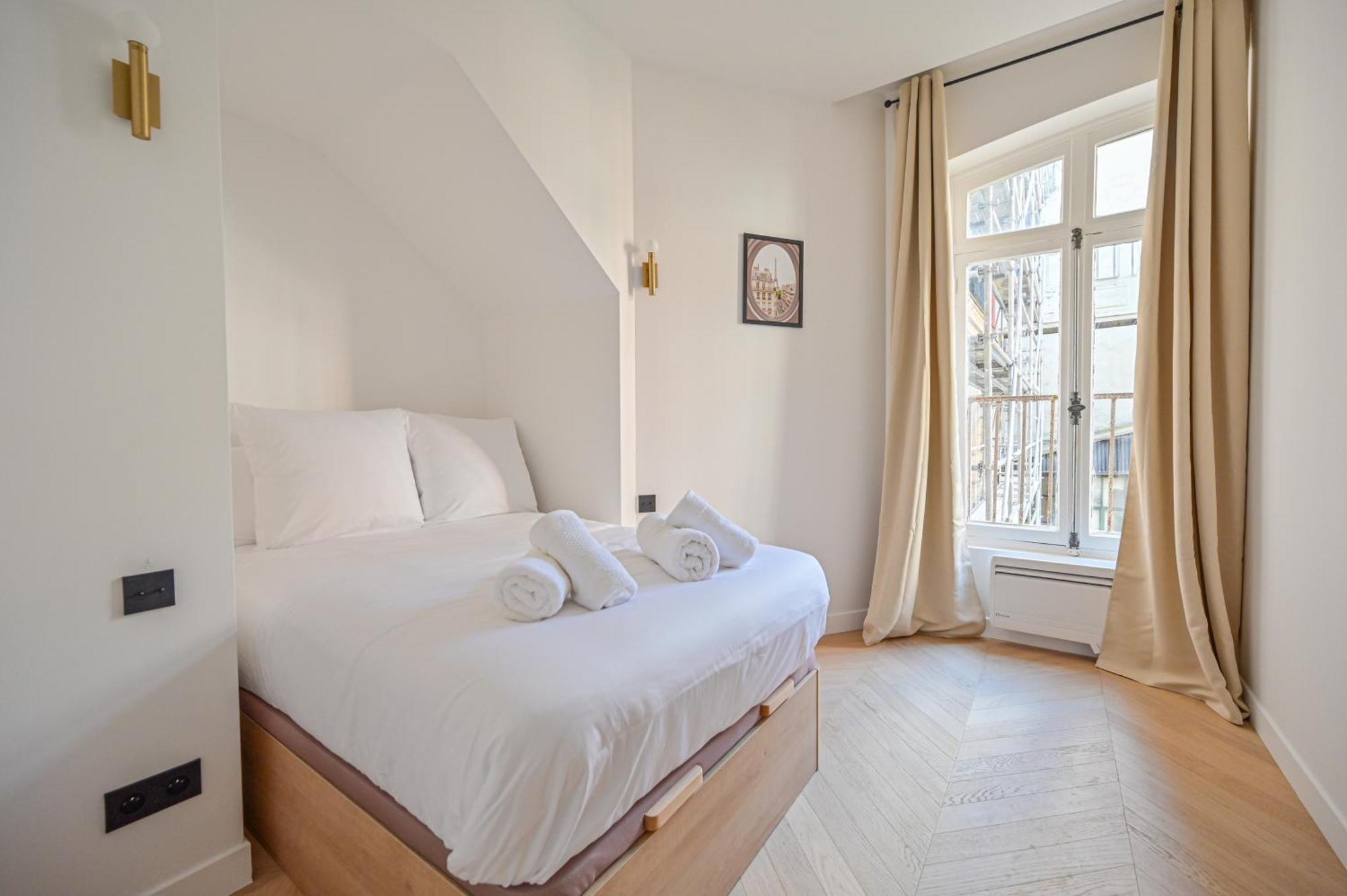 Sumptuous & Serene Parisian Flat Екстер'єр фото